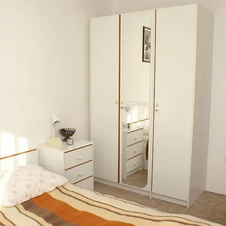 Jezera 796b * Tisno